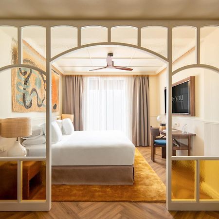 Only You Hotel Sevilla Bagian luar foto
