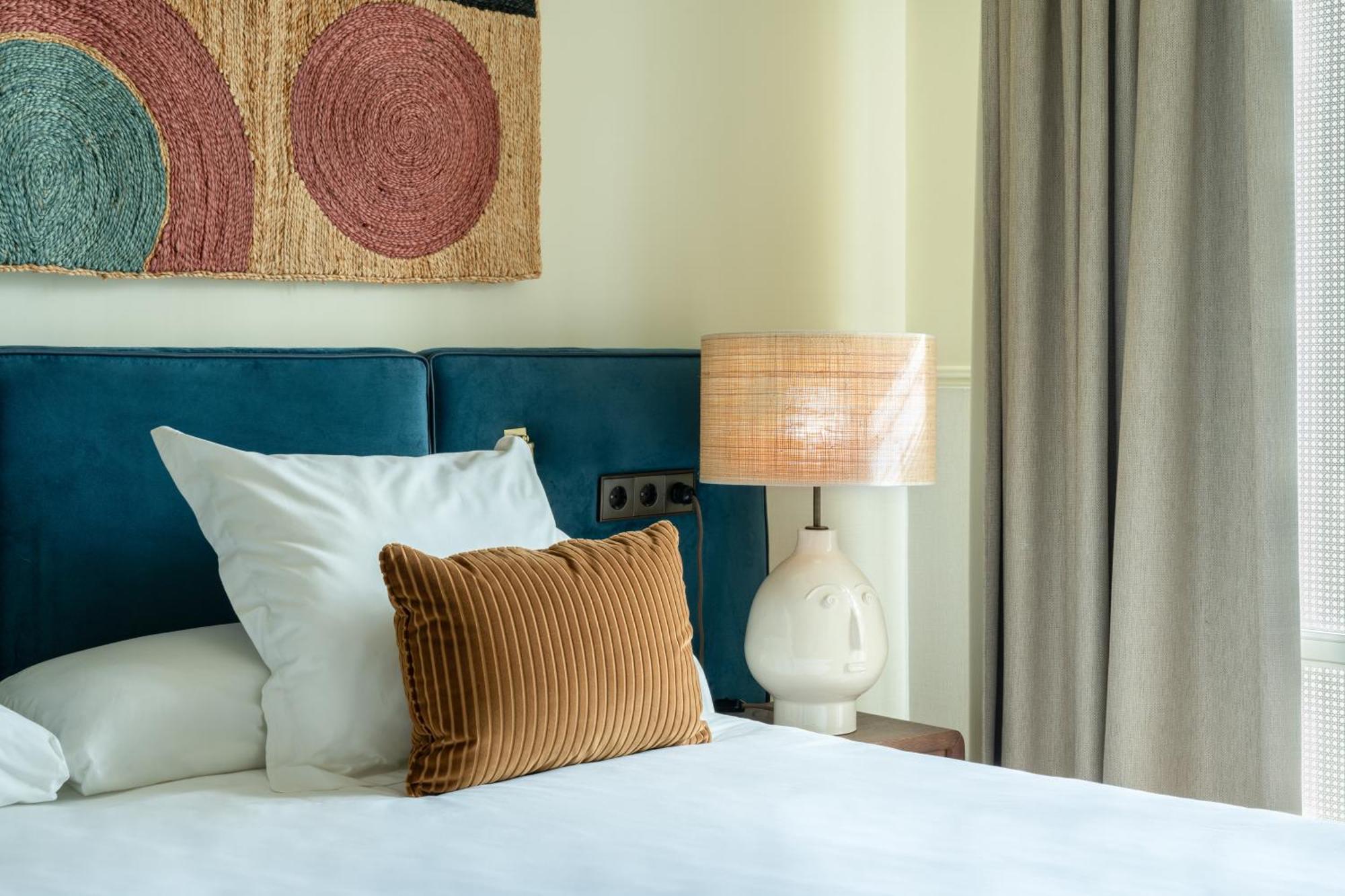 Only You Hotel Sevilla Bagian luar foto