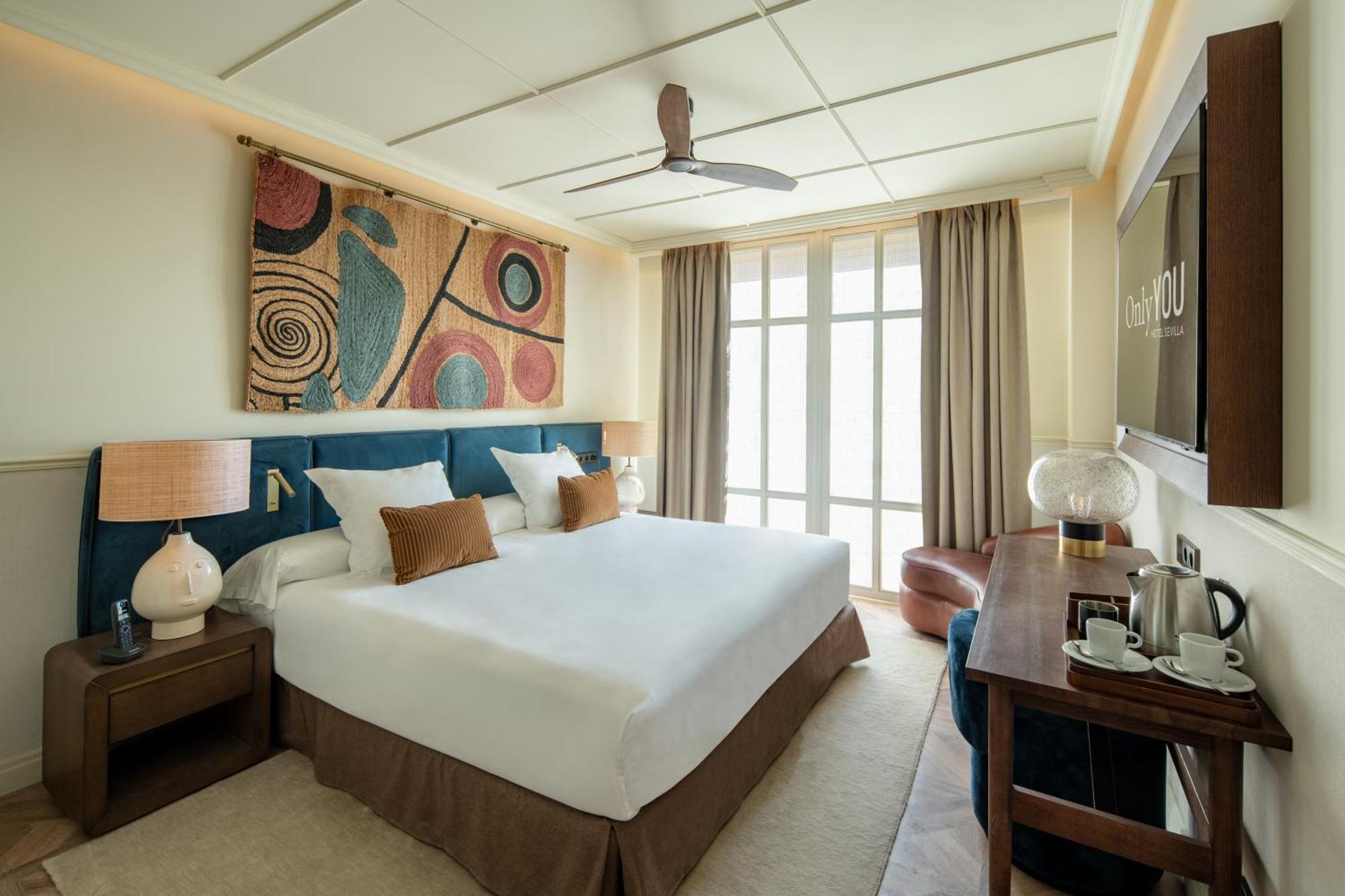 Only You Hotel Sevilla Bagian luar foto